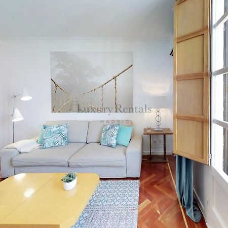 San Jeronimo I Apartment Мадрид Екстериор снимка