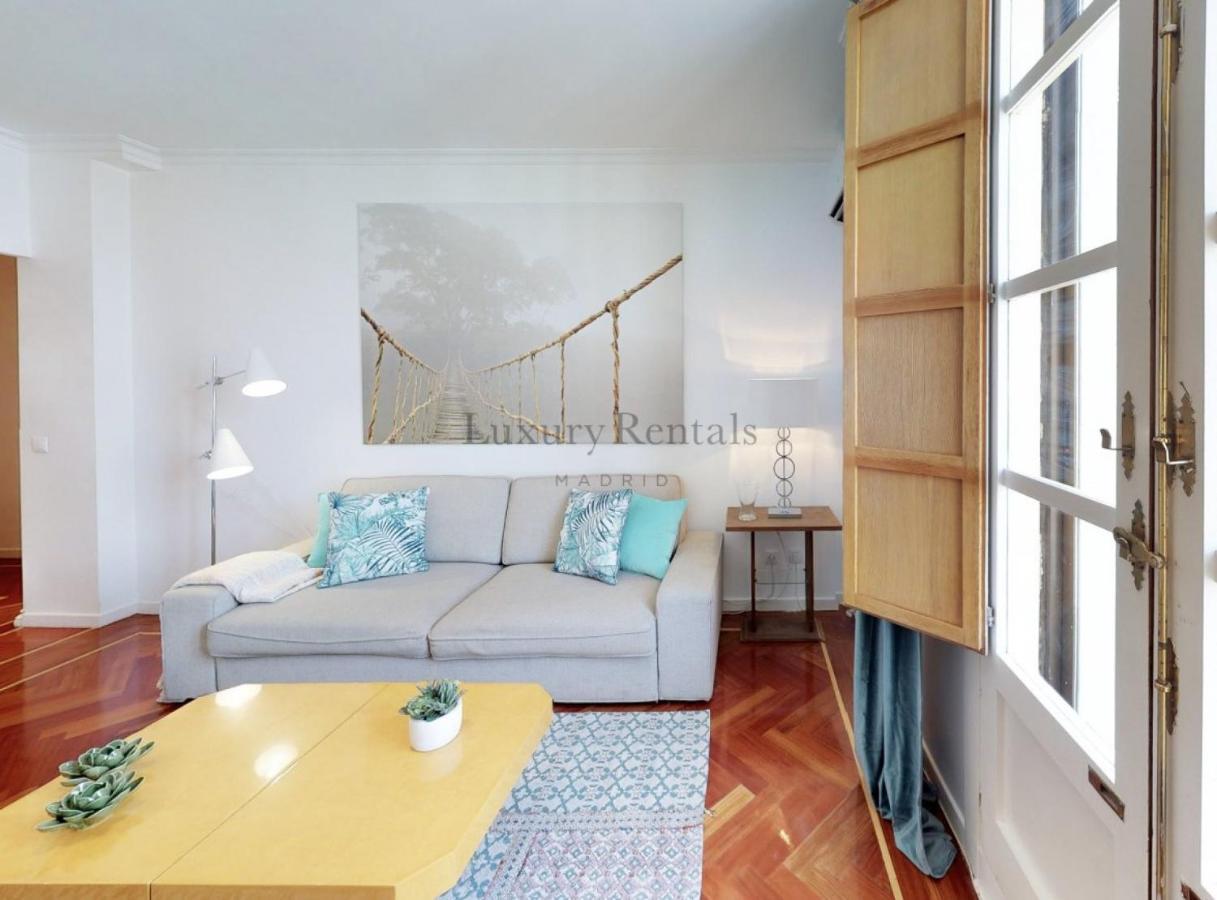 San Jeronimo I Apartment Мадрид Екстериор снимка