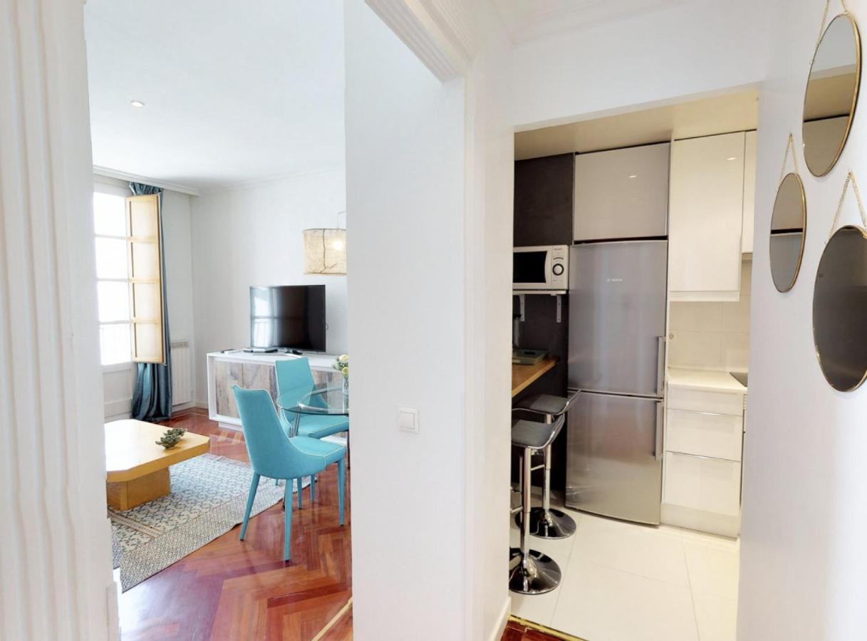 San Jeronimo I Apartment Мадрид Стая снимка