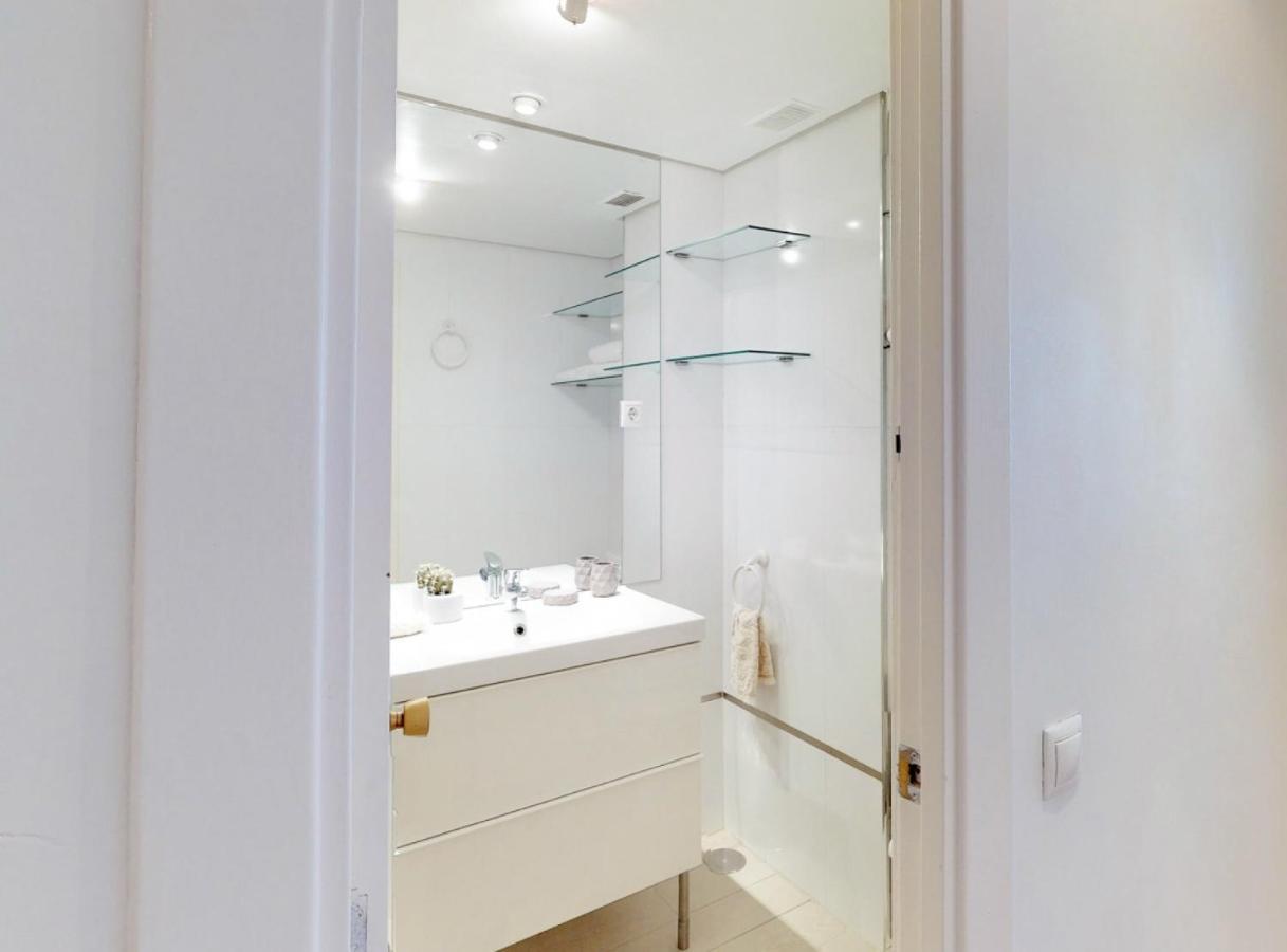 San Jeronimo I Apartment Мадрид Стая снимка
